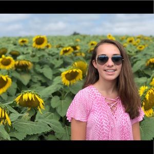 Meet your Posher, Mackenzie